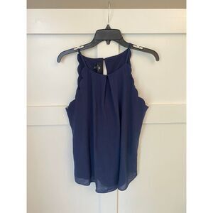 Large navy blue tank with scallop‎ detailing EUC